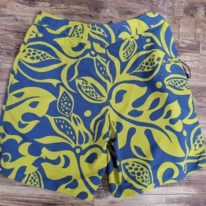 Men’s Patagonia bathing suit swim trunks. Size 35. Great condition. Hawaiian